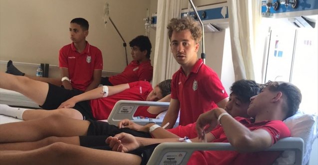 Haberdenizli.com - Denizli Son Dakika Haber / Denizli'de zehirlenme şüphesiyle hastaneye giden futbolcular taburcu edildi