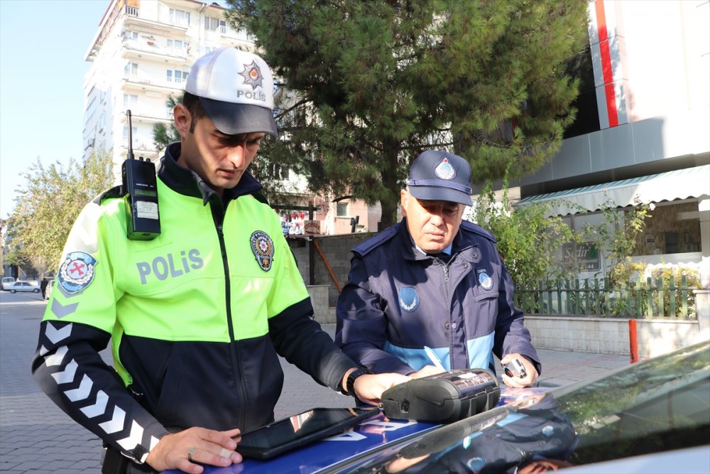 Denizli'de polis ve zabıta ortak trafik denetimlerine başladı