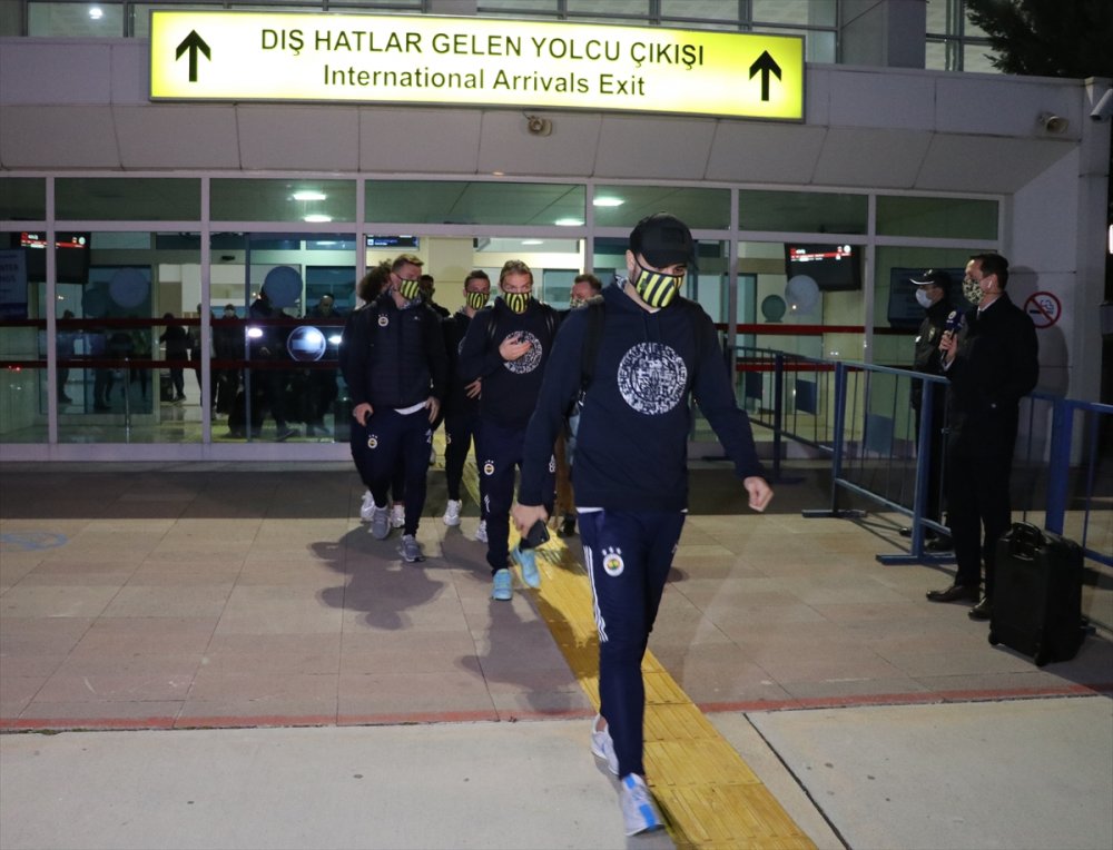 Fenerbahçe kafilesi Denizli'de