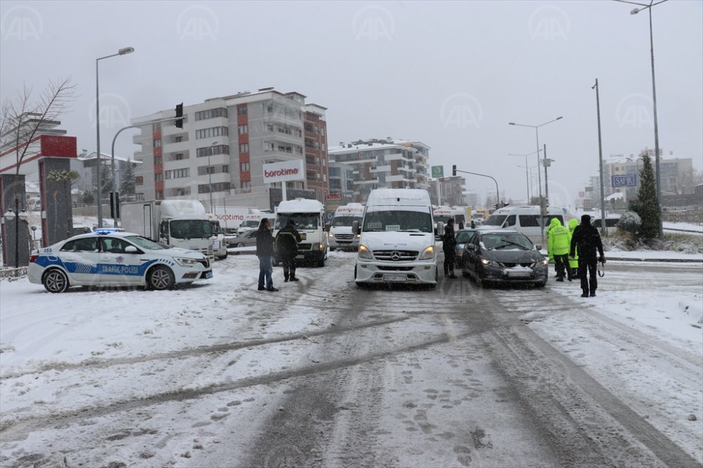 Denizli'yi Antalya ve Muğla'ya bağlayan kara yolu ulaşıma açıldı