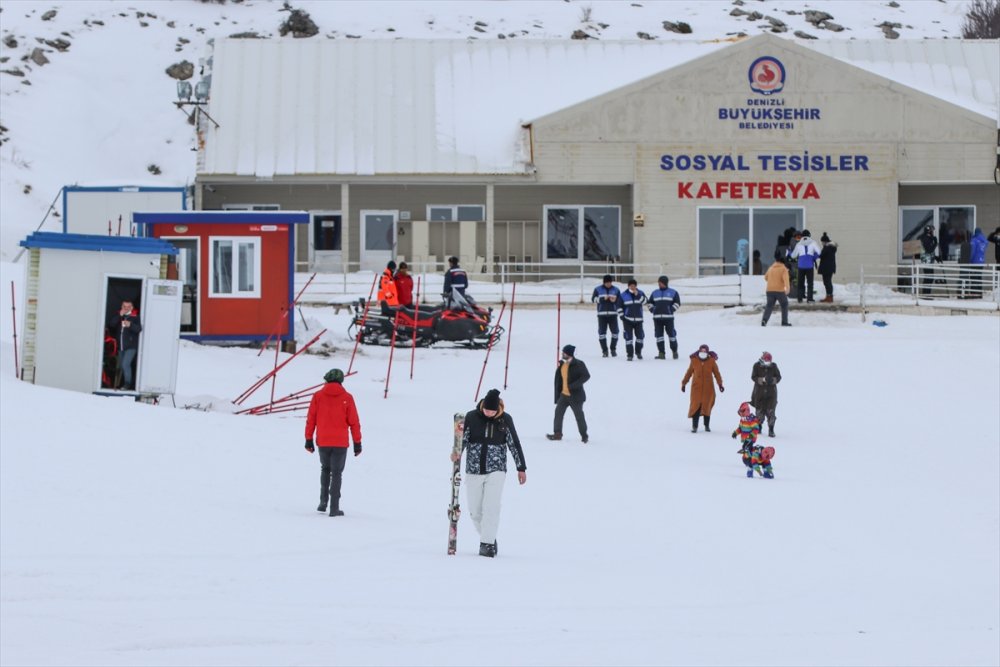 Denizli Kayak Merkezinde sezon açıldı