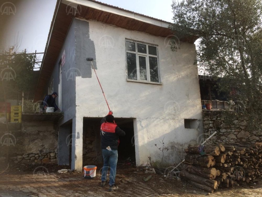 Denizli'de köy kahvehanesi EBA destek noktası oldu