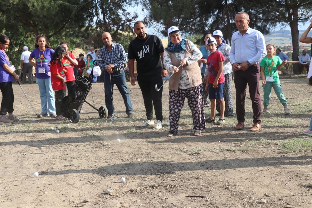 Denizli'nin Kırsal Mahallesinde Golf Turnuvası Düzenlendi