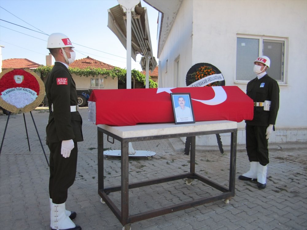 Aydın’da hayatını kaybeden 68 yaşındaki Kıbrıs gazisi Remzi Yeniay, memleketi Denizli’nin Kale ilçesinde son yolculuğuna uğurlandı.