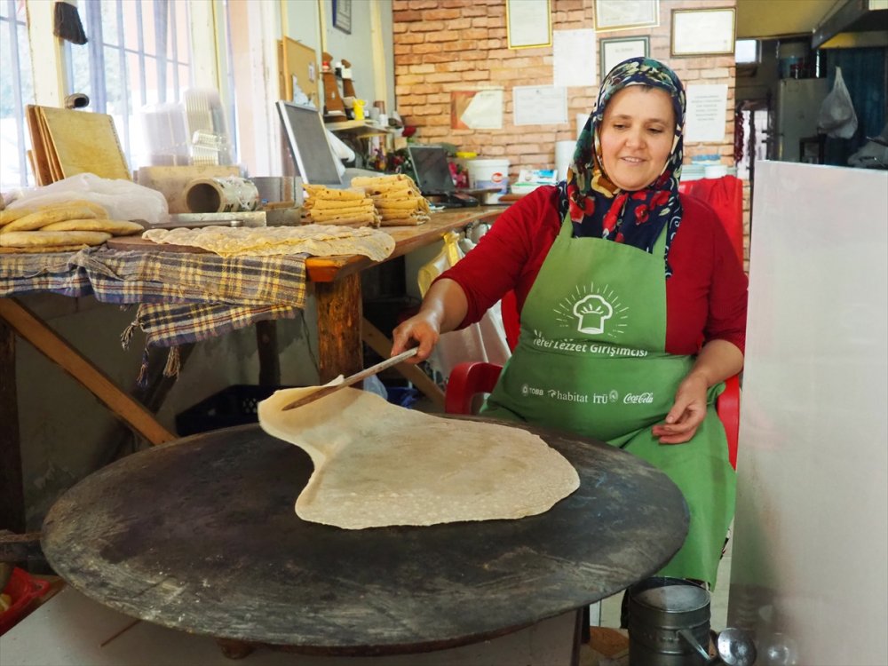 Denizli'de gözlemecilik yaparken ulusal bir yarışmada girişimcilik ödülü kazanan Tennur Çıldır, yöresel ürünlerin üretim ve pazarlamasıyla diğer kadınlara da iş sahası açmayı başardı.