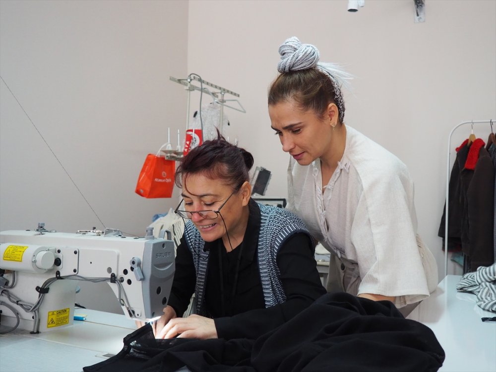 Marka Oluşturma Hayaliyle Kendi İşini Kuran 25 Yıllık Tekstil İşçisi İhracatçı Oldu