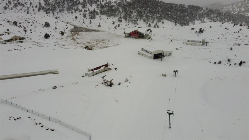 Denizli Kayak Merkezi'ne Yeni Sezonda 150 Bin Ziyaretçi Bekleniyor