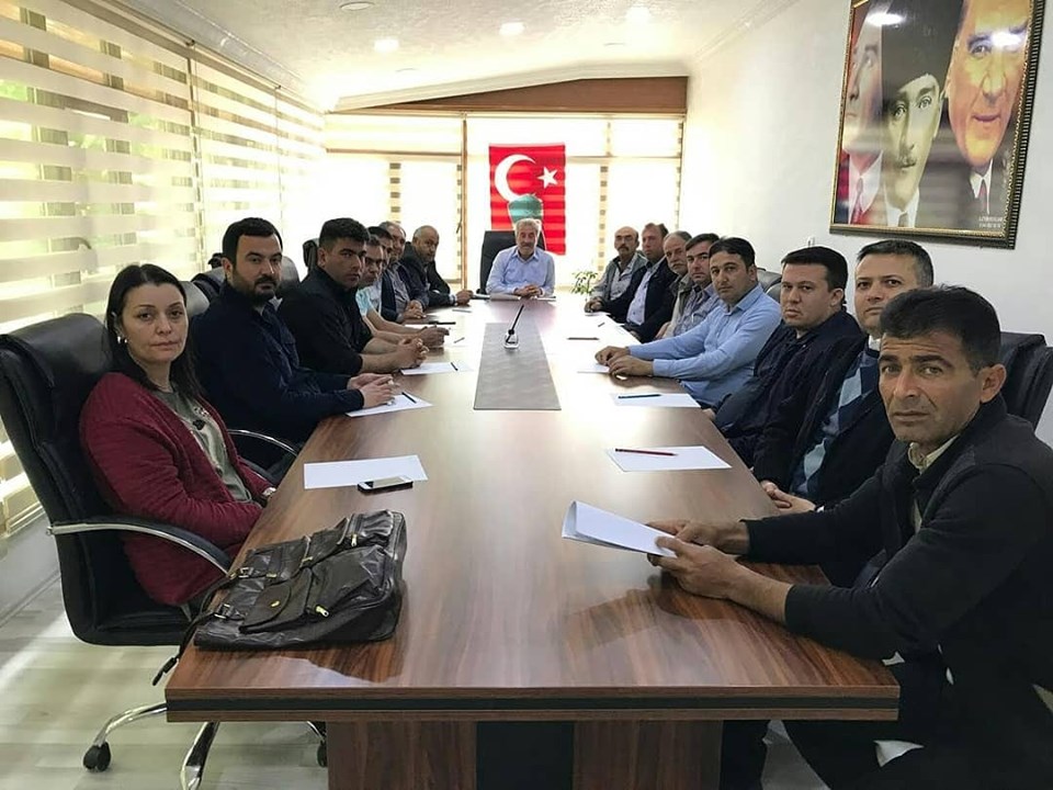 Bekilli Belediye Başkanı Mustafa Çoban muhtarlarla bir araya geldi.