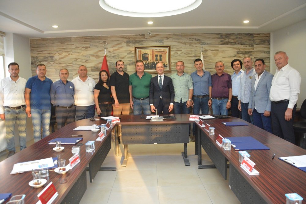 Sarayköy Belediye Meclisi huzur hakkı ödemelerini Mehmetçik Vakfı’na bağışladı