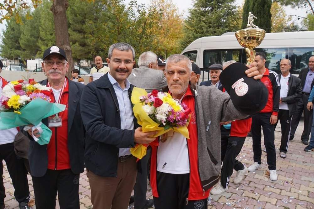 Çivril Huzur Evi Bocce Takımı Türkiye Şampiyonu Oldu