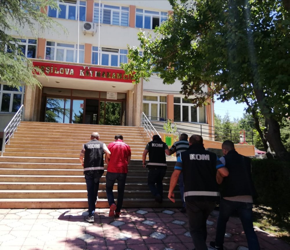 Belediye Başkanı İle Eşine Silahla Saldırmışlardı! Denizli ve Burdur'da Eş Zamanlı Operasyon