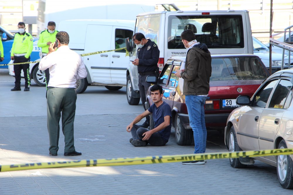 Denizli'de bekçi, trafikte üzerine tüfekle yürüyen kişiyi vurarak durdurdu