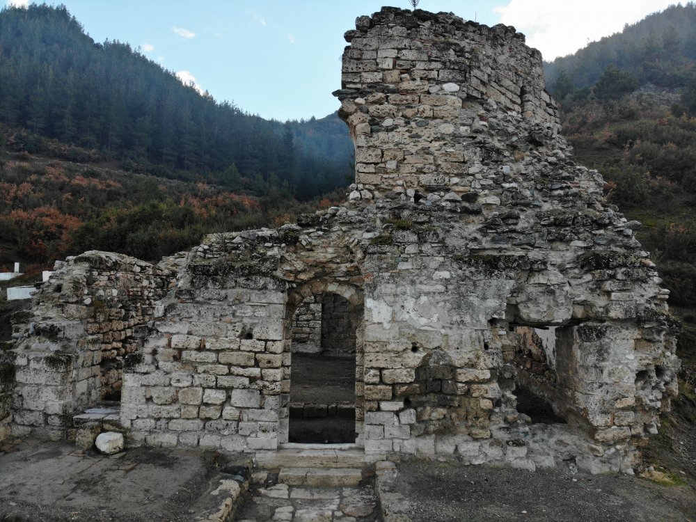 Denizli'de Kanuni Sultan Süleyman'ın namaz kıldığı 2. Murad Cami 600 yıl sonra ibadete açılıyor