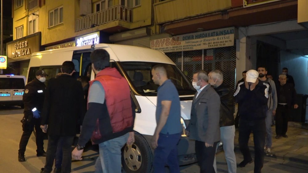 Denizli'de kadın kuaförüne kumar baskını: 13 kişi yakalandı