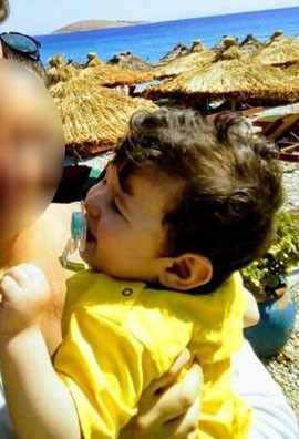 Denizli'de 4 yaşındaki oğlunu boğarak öldüren kadın polise teslim oldu