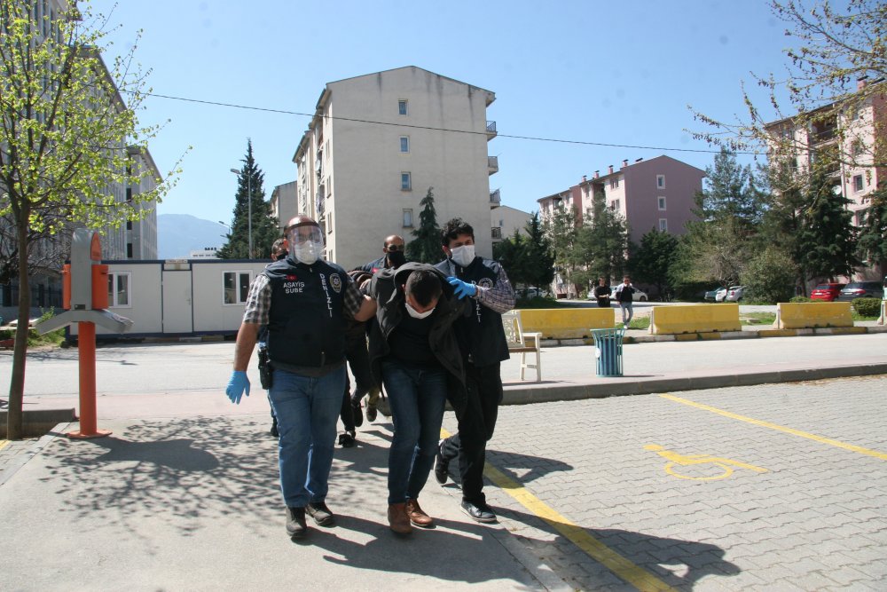 Denizli'de Polis Haftası'nda 2 polisi darp eden şahıslar adliyeye sevk edildi