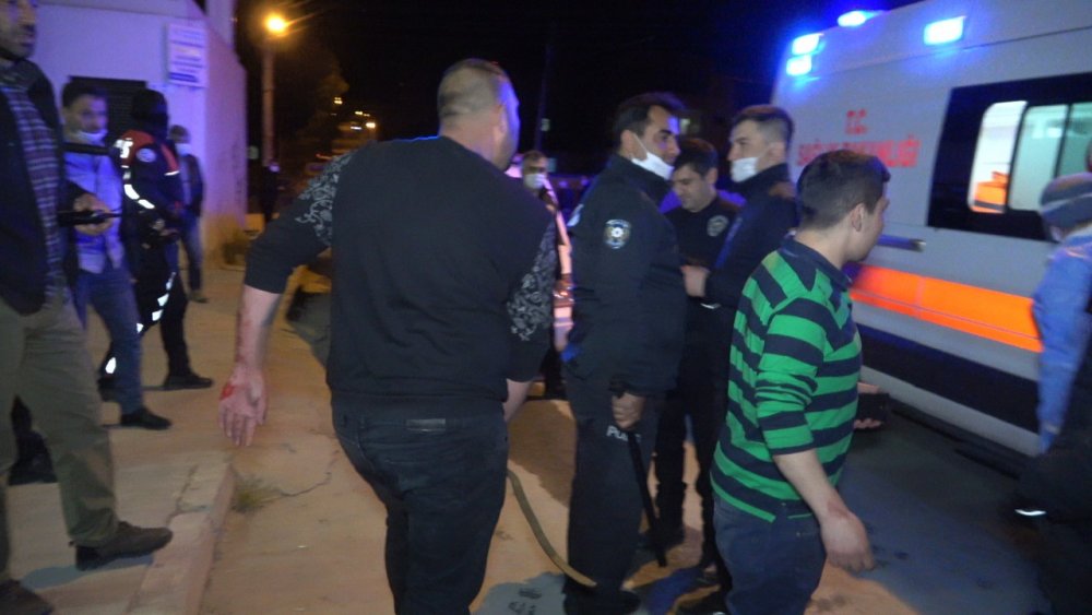 Denizli'de silahlı kavgaya aileler karıştı: 2 yaralı, 2 gözaltı