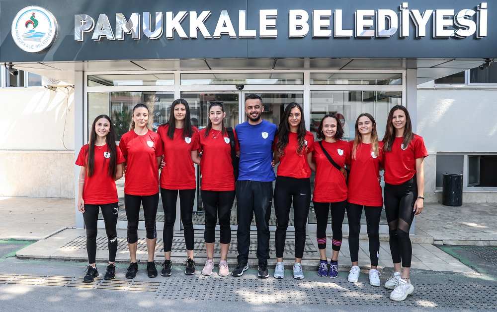 Pamukkale Belediyespor Kadın Voleybol Takımı 2. Lig’e Hazırlanıyor