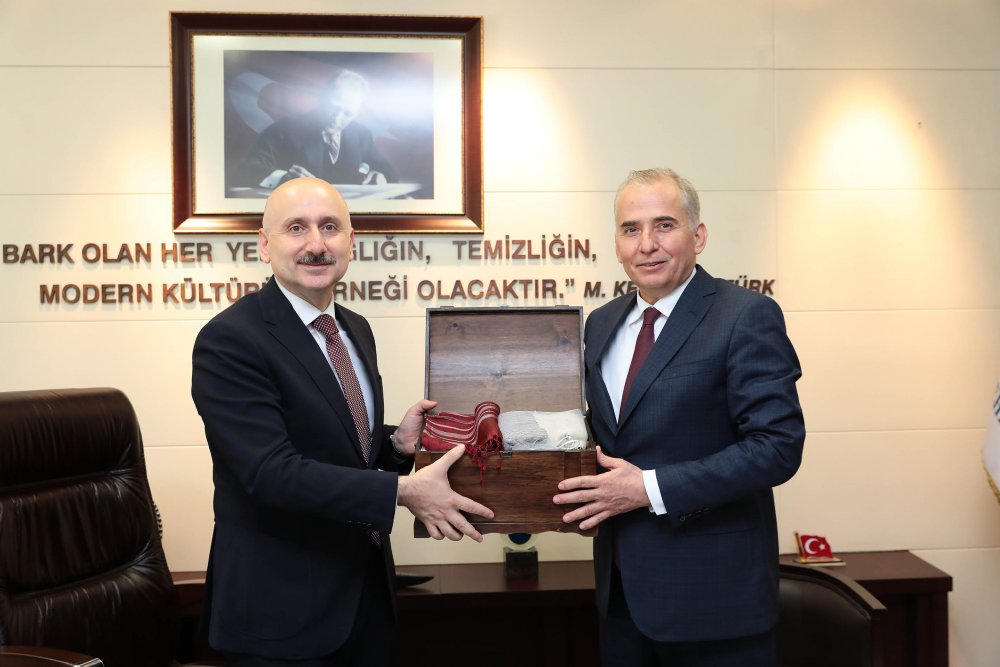 Bakan Karaismailoğlu'dan Başkan Zolan'a Ziyaret