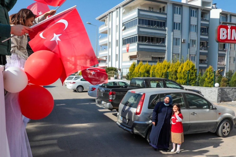 Cumhuriyet Bayramı TIR'ıyla Bayram Coşkusu Denizli'yi Sardı