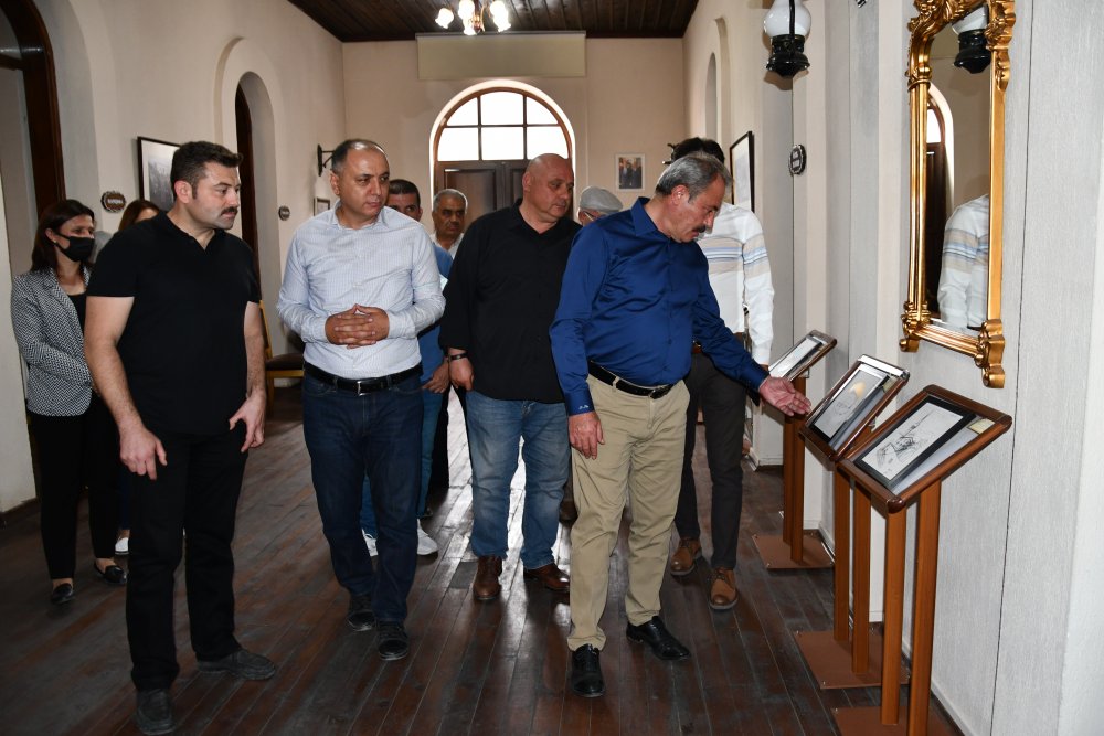İlçe  gezilerini Buldan'da devam eden AK Parti Denizli Milletvekili Şahin Tin, Belediye Başkanı Mustafa Şevik'i  ziyaret etti.