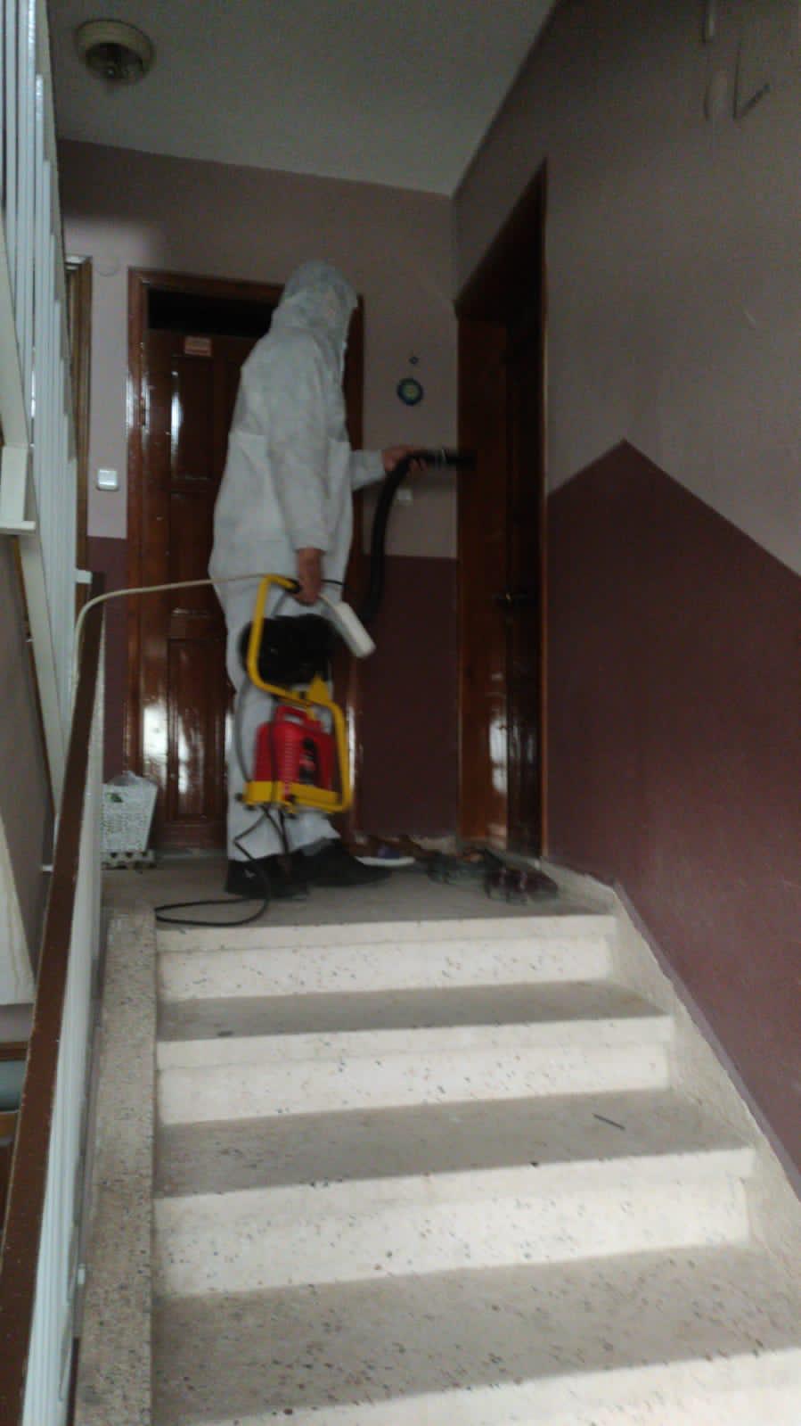 Sarayköy Belediyesi, dezenfekte hizmetini 412 ev içine taşıdı