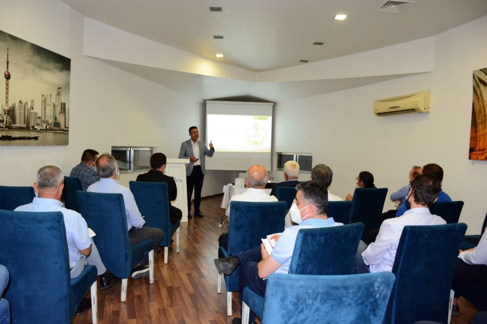 Denizli Sanayi Odası Ağustos ayı olağan Meclis toplantısı Pamukkale Tenis Kulübü Marla Restaurant'ta gerçekleştirildi. Toplantıda yatırım konusu ele alındı.