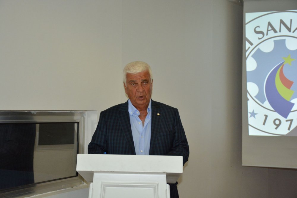 Denizli Sanayi Odası Ağustos ayı olağan Meclis toplantısı Pamukkale Tenis Kulübü Marla Restaurant'ta gerçekleştirildi. Toplantıda yatırım konusu ele alındı.