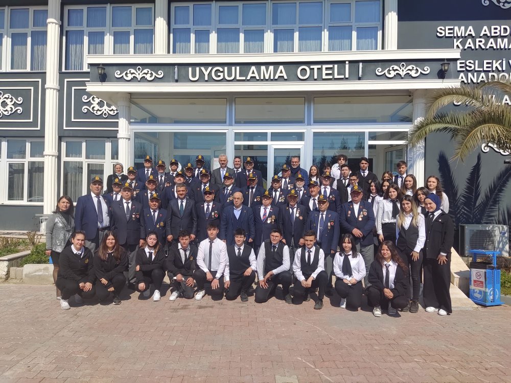 Denizli'de Lise Öğrencileri Gazilerle Buluştu