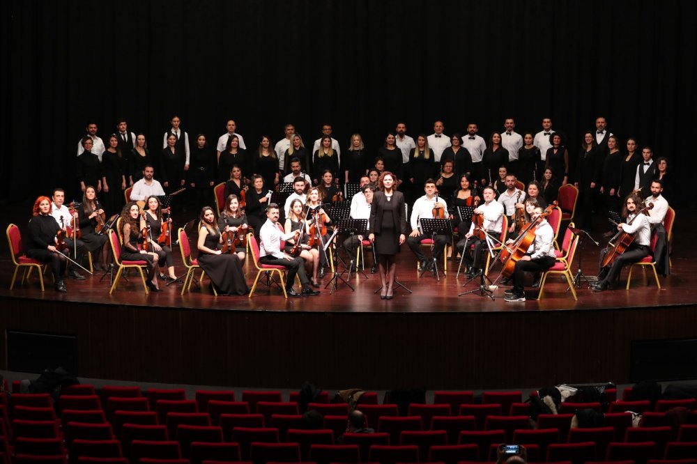 Merkezefendi Belediyesi Oda Orkestrası ve Korosu’ndan İlk Konser