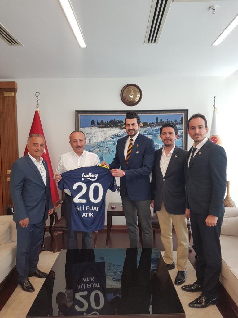 Fenerbahçeliler Derneği'nden Denizli Valisi Atik'e Ziyaret