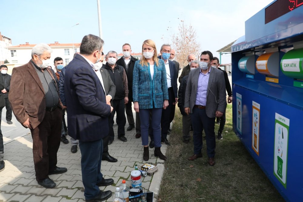 Merkezefendi Belediyesi Mahallelere Mobil Atık Getirme Merkezleri Kurdu