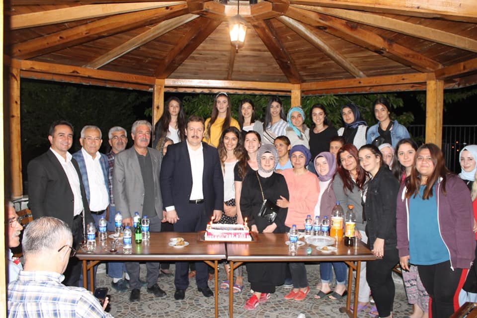 AK Parti Denizli İl Başkanı Filiz'e Bekilli'de Sevgi Seli