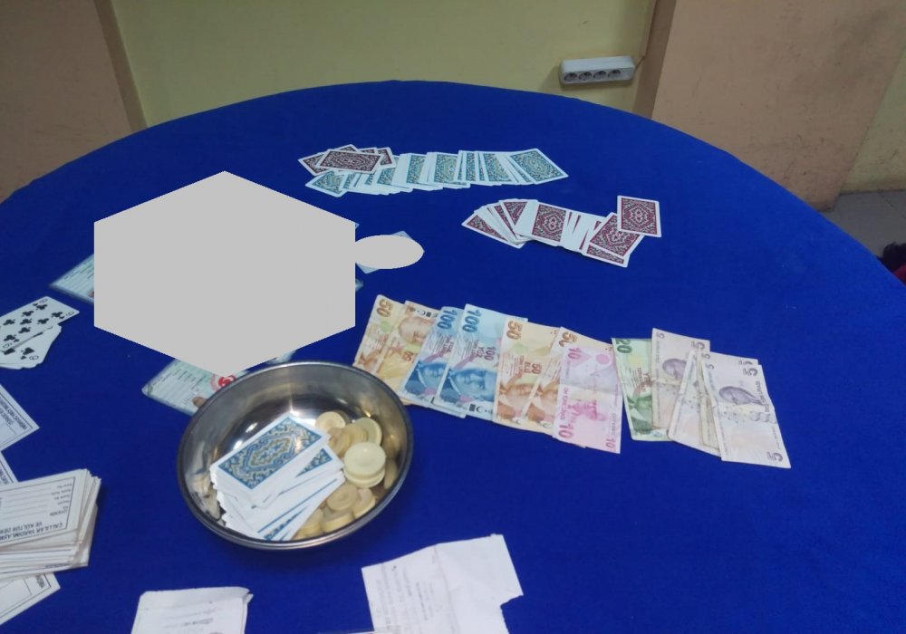 Denizli'de kumar oynayan 23 kişiye 100 bin TL ceza