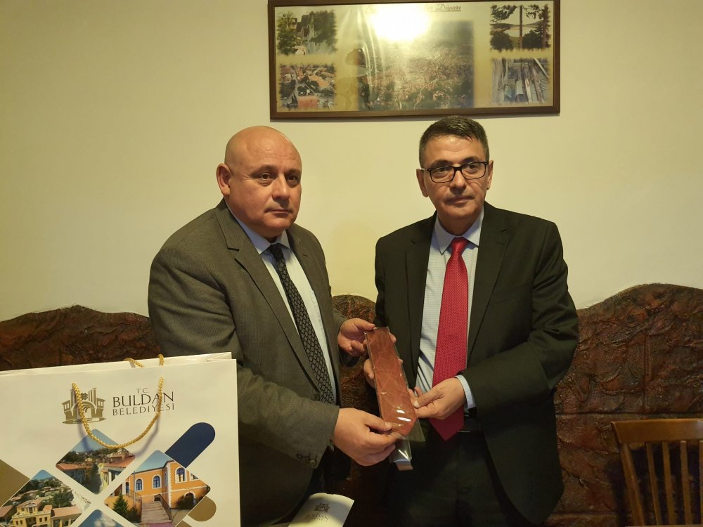 Belediye Başkanı Mustafa Şevik, tarihi ve kültürel varlıklarıyla açık hava müzesi olan Buldan’ın akademik çalışmalara ev sahipliği yapacağını söyledi.