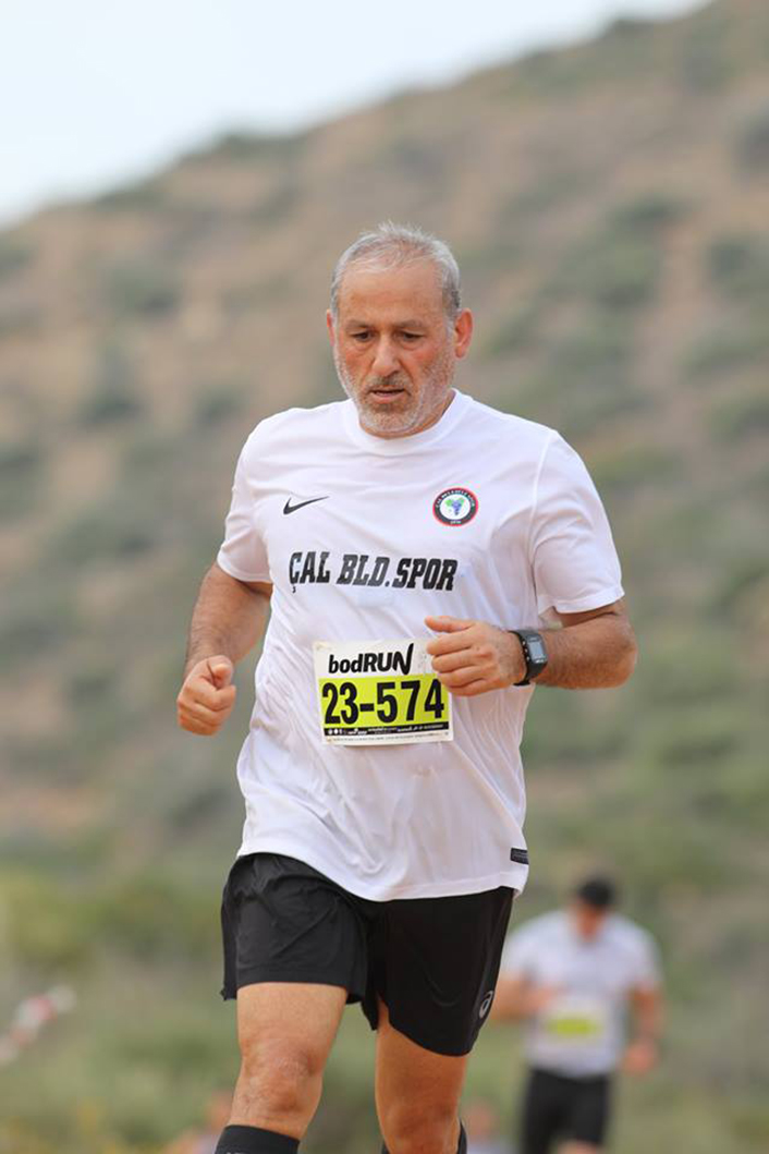 Çal Garası’nın 60 Yaşındaki Maratoncusu