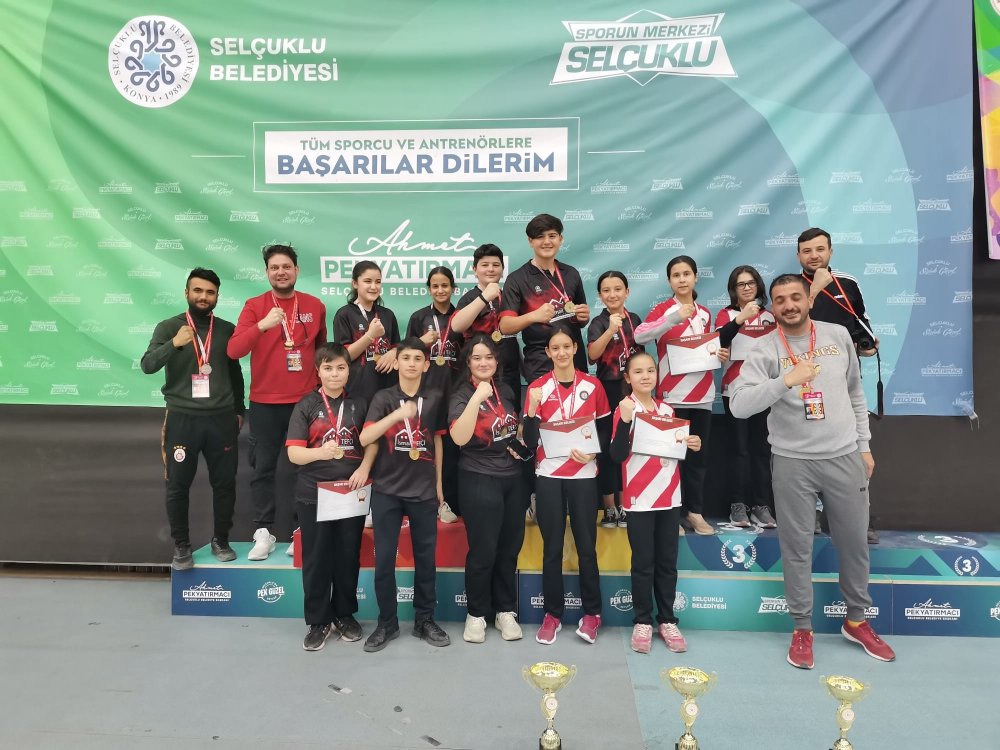 Pamukkale Belediyesporlu Dartçılar Türkiye Şampiyonasına Damga Vurdu