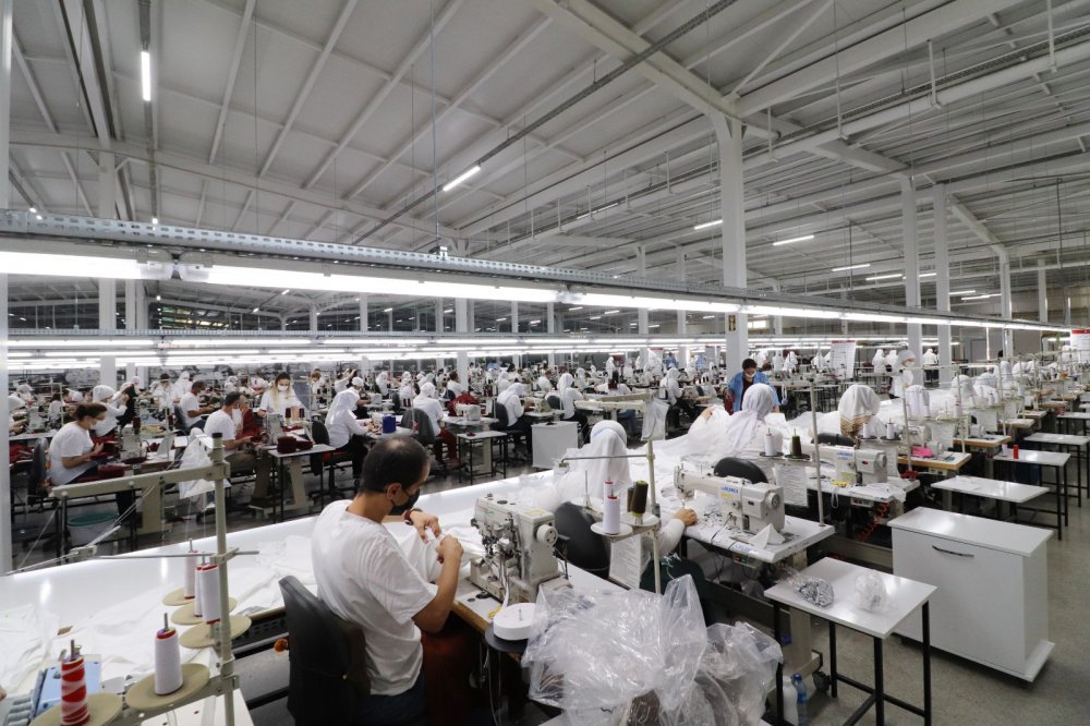 Tavas'ta Çok Sayıda Vatandaşa İstihdam Sağlayan Deniz Tekstil Açıldı
