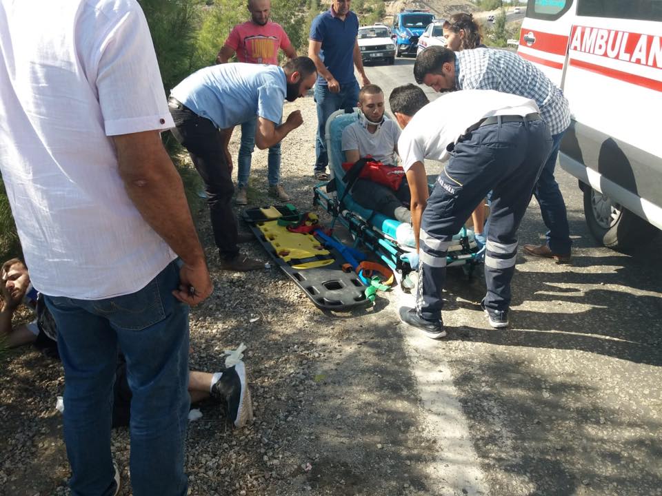Denizli'de Korkunç Kazada 7 Kişi Yaralandı