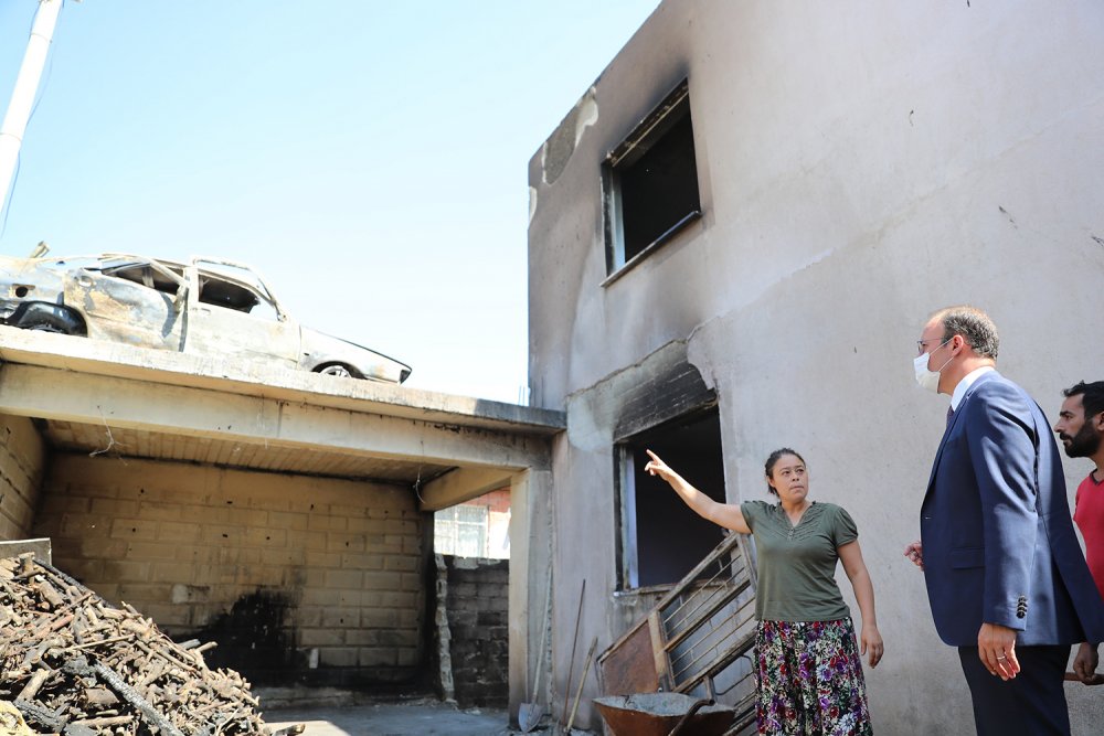 Pamukkale Belediyesi Evi Yanan Çabuk Ailesinin Yaralarını Sardı