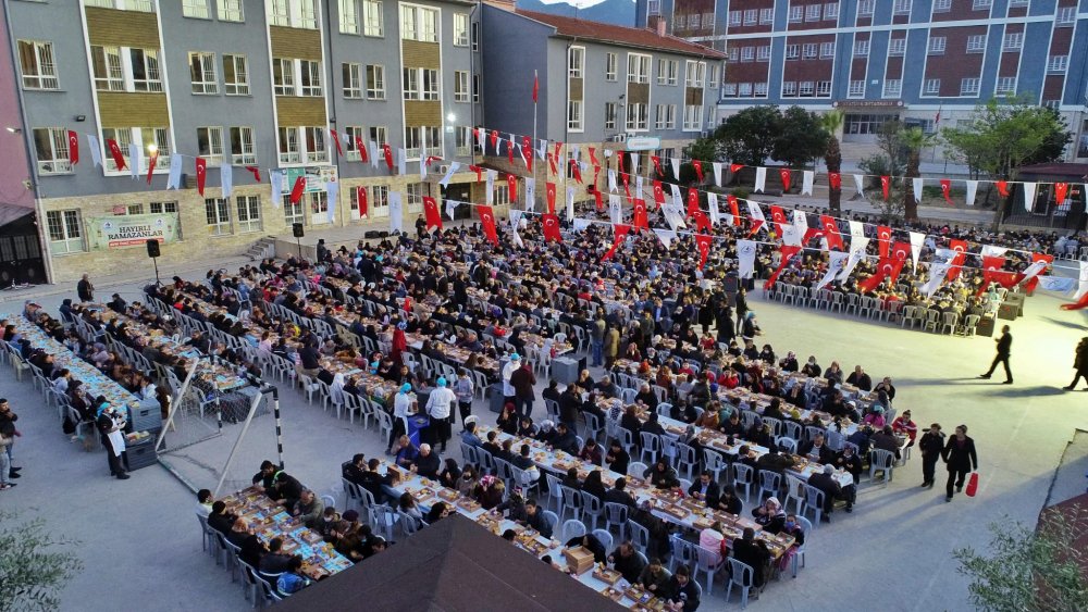 Pamukkale Belediyesi Gönül Sofrası Fesleğen’de Açıldı