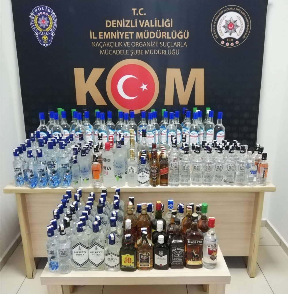 Denizli’de kaçak alkol operasyonu: 169 şişe alkol ele geçirildi