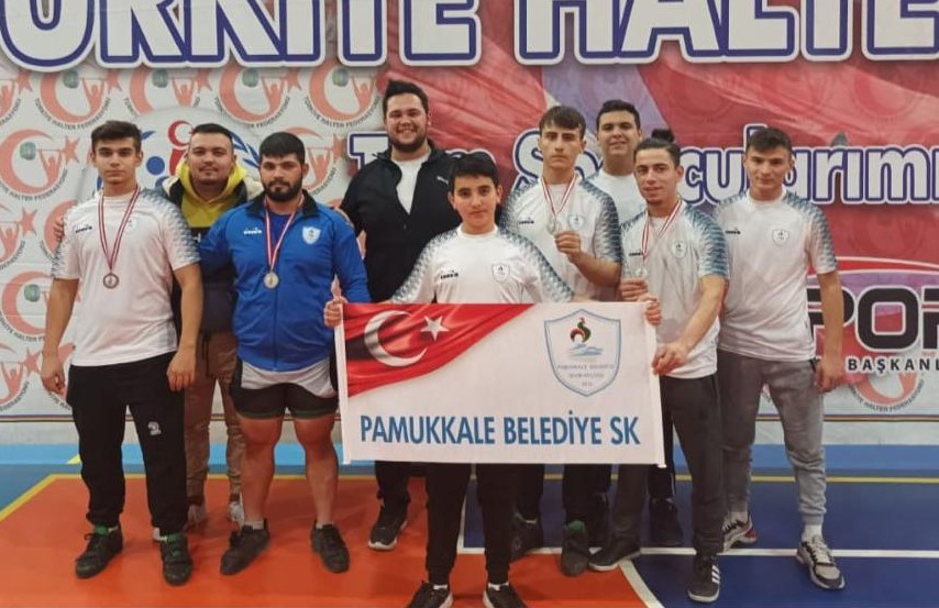 Halterciler Türkiye Şampiyonasında Derece Peşinde