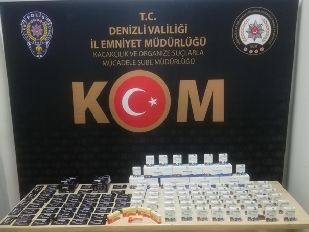 Denizli'de KOM ekiplerinden kaçak cinsel içerikli ürün operasyonu