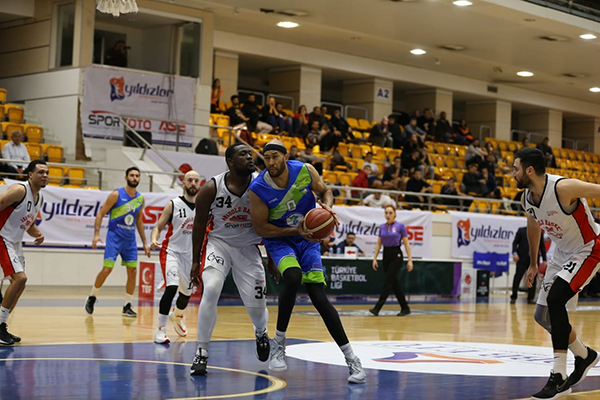 Merkezefendi Basket Anadolu basket'i Ankara'da yendi